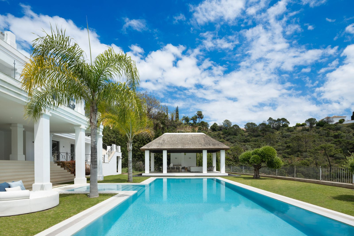 5 Bedroom Villa in Benahavís - Foto 13