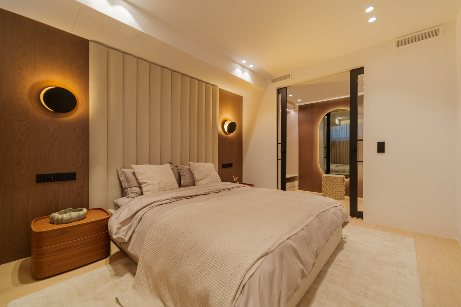 4 Bedroom Villa in Marbella - Photo 24