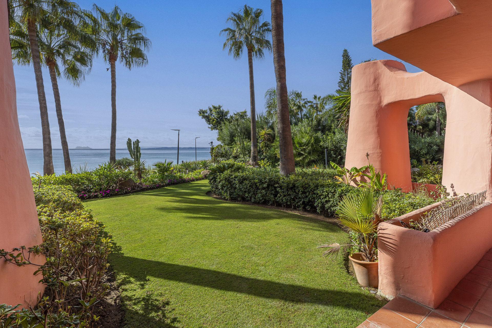 3 Bedroom Apartment in Estepona - Foto 31