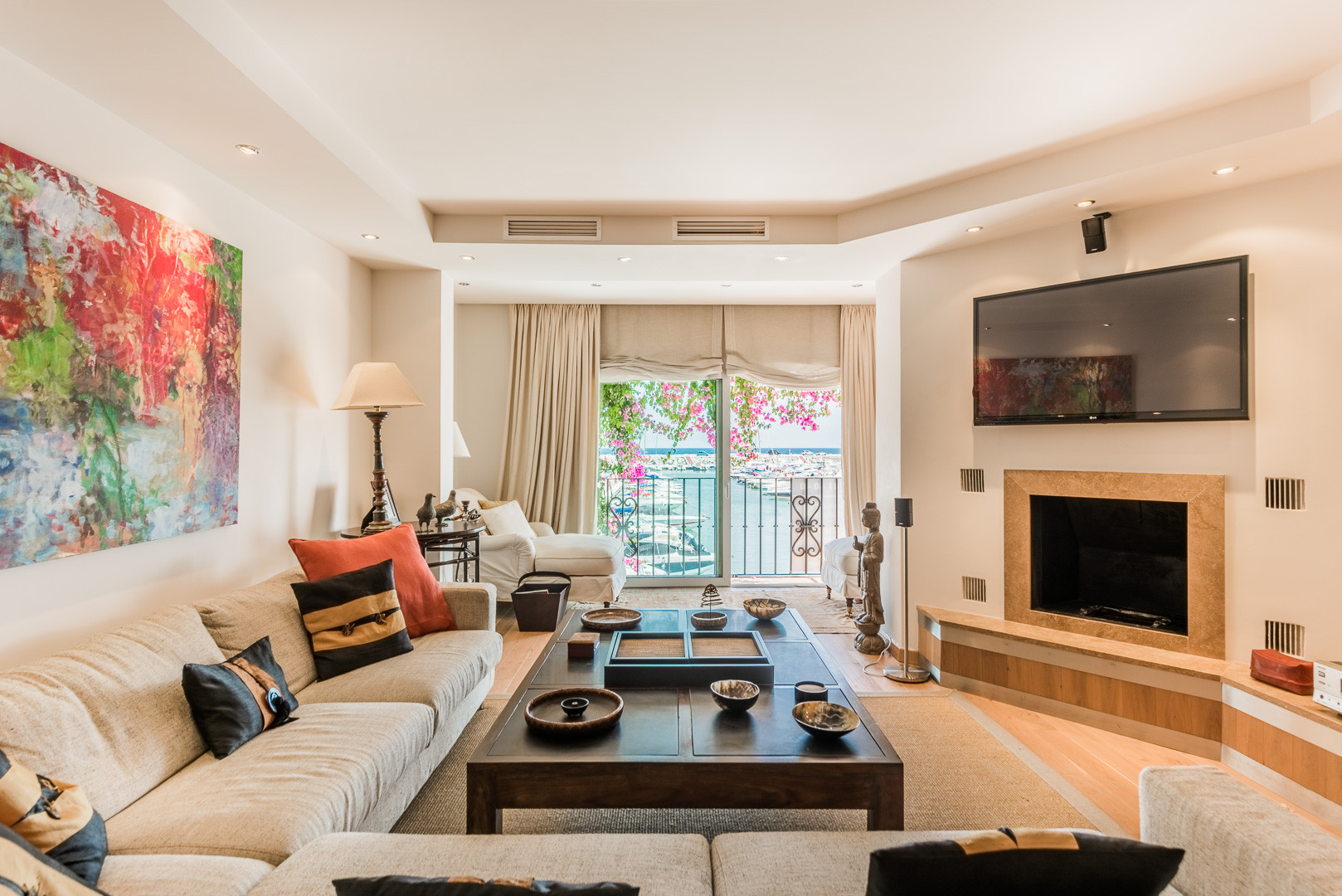 1 Bedroom Apartment in Marbella - Photo 8