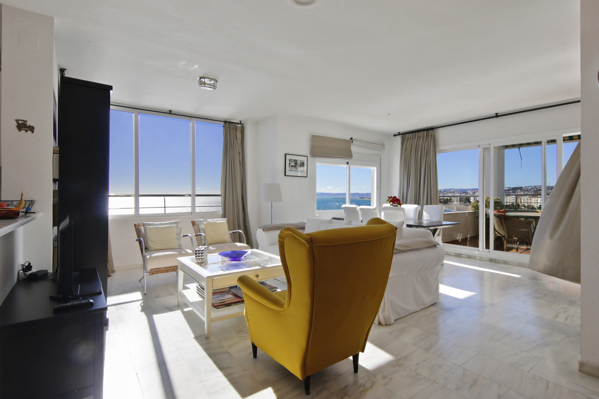 3 Bedroom Penthouse in Estepona - Foto 4