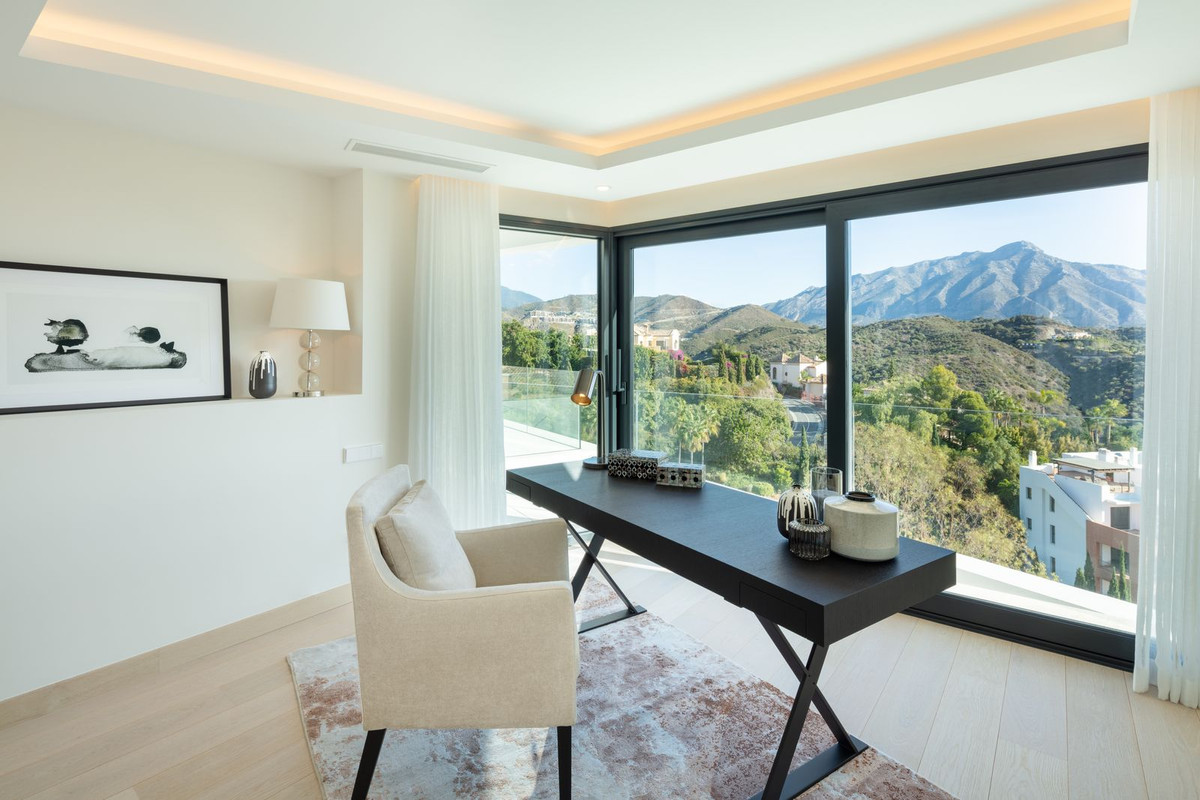 5 Bedroom Villa in Benahavís - Foto 9