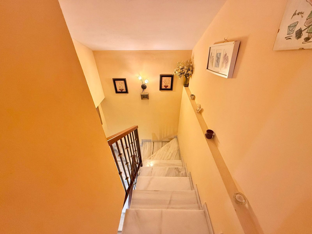 3 Bedroom Villa in Fuengirola - Photo 17