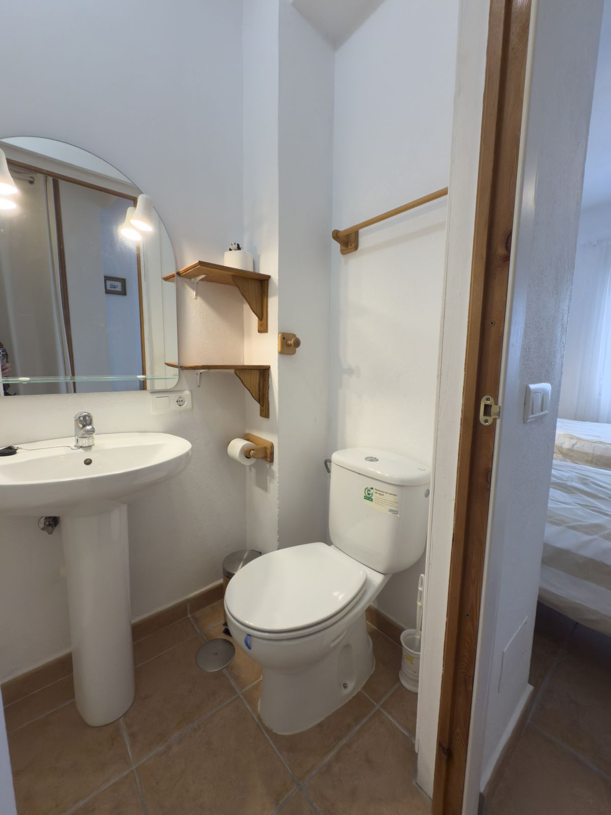 6 Bedroom Townhouse in Tolox - Photo 32