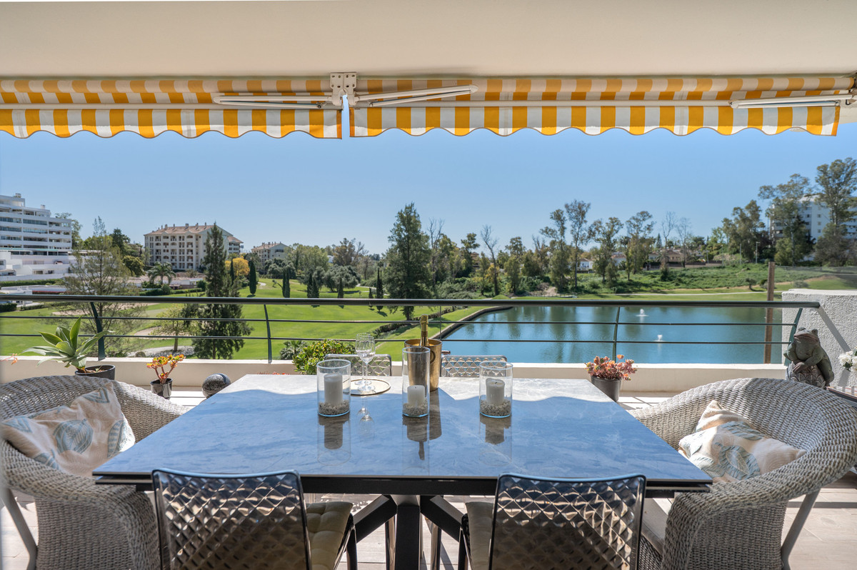 Apartment in Guadalmina Alta