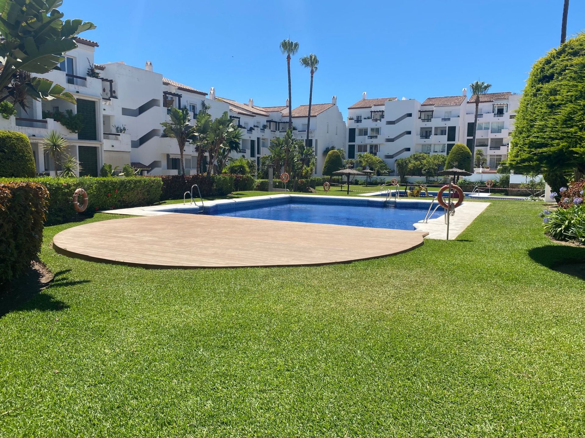 2 Bedroom Apartment in Estepona - Photo 11