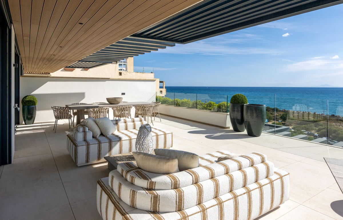 3 Bedroom Villa in Estepona - Photo 27