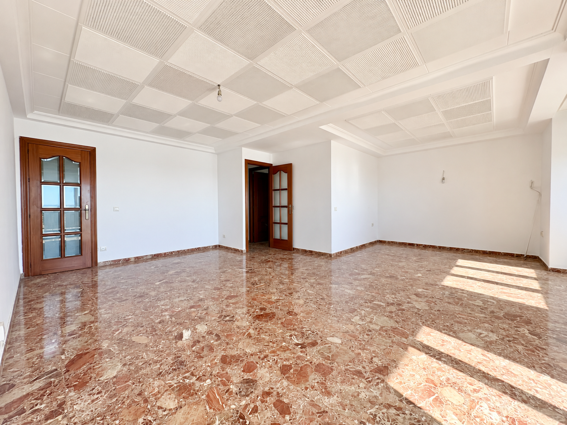 3 Bedroom Apartment in Fuengirola - Photo 5