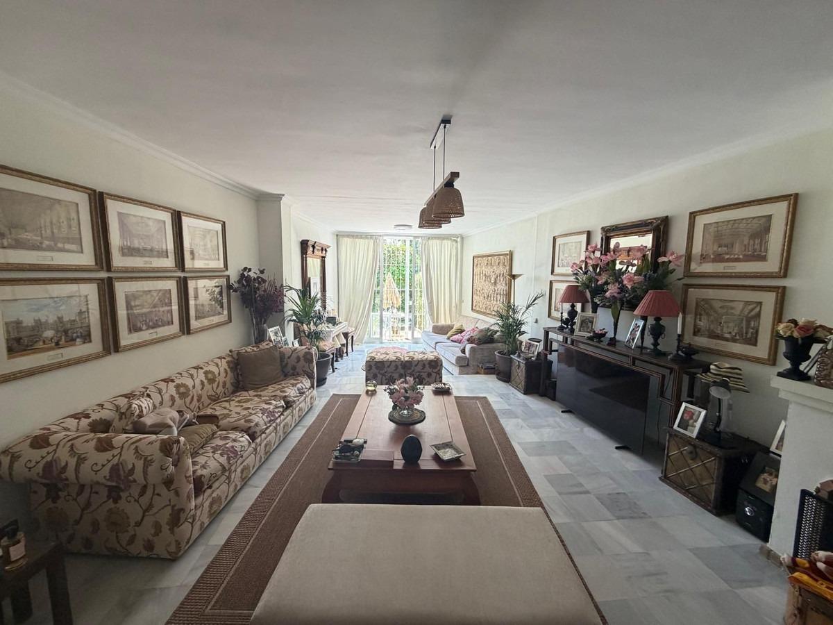 3 Bedroom Townhouse in Marbella