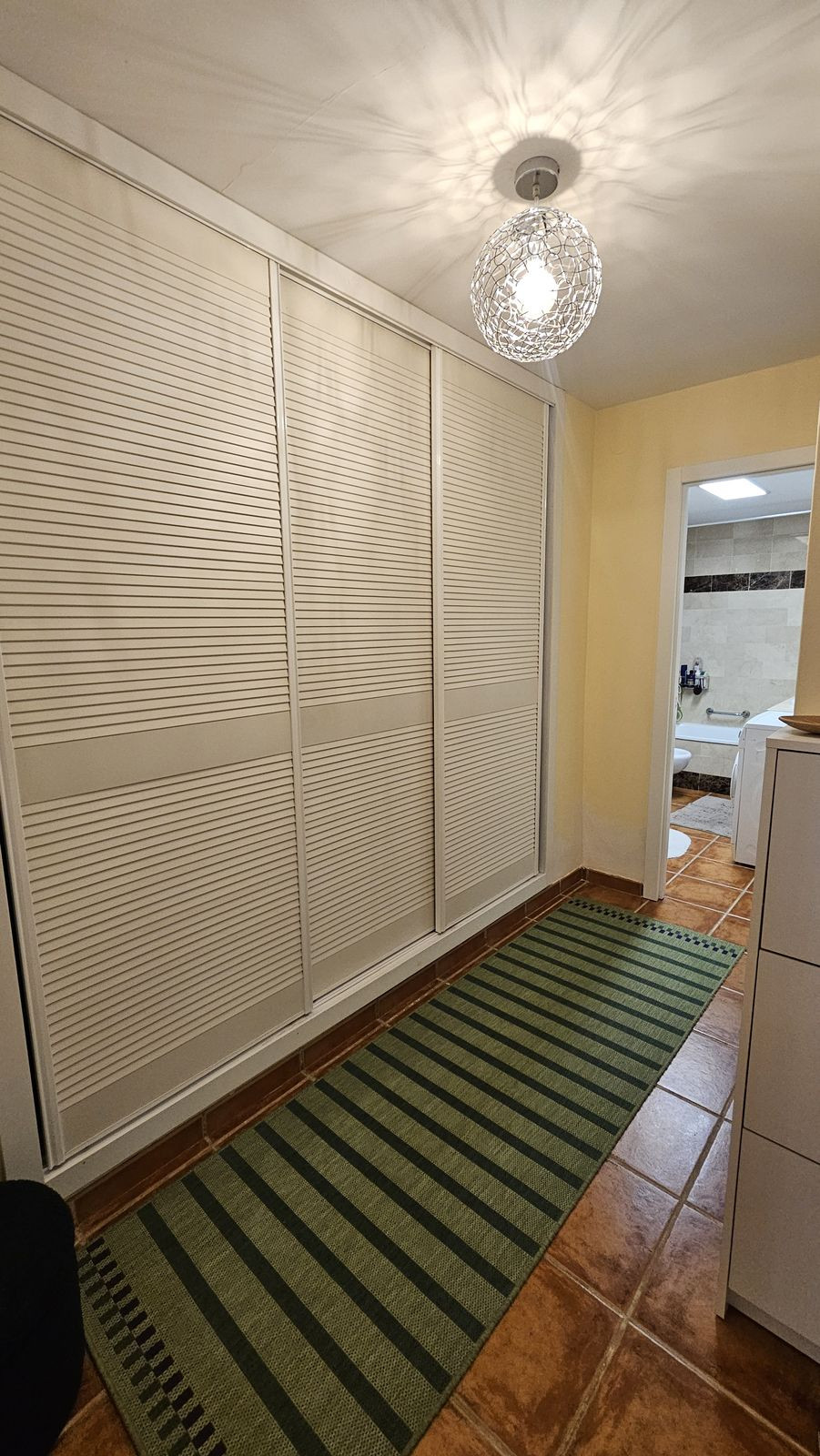 1 Bedroom Apartment in Estepona - Photo 23