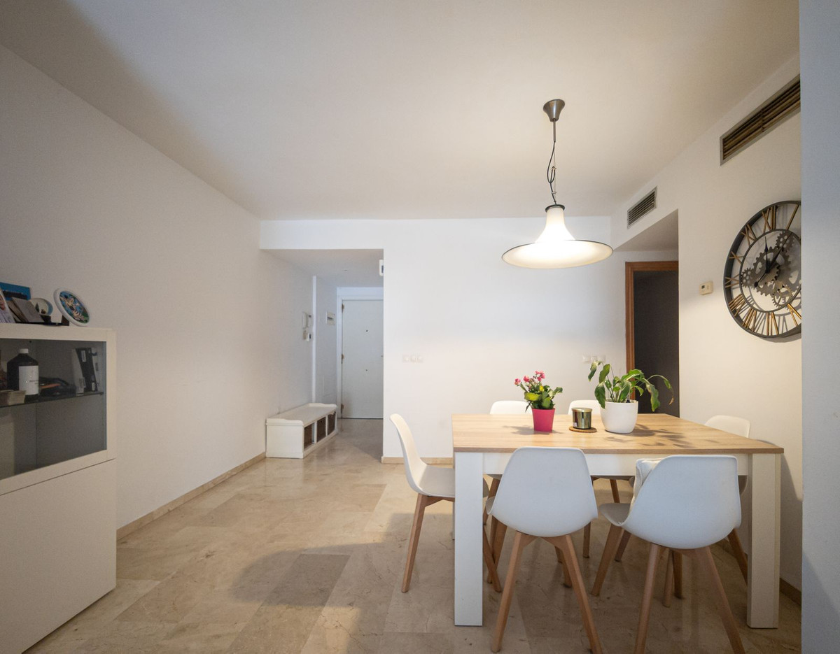 2 Bedroom Apartment in San Pedro de Alcántara - Photo 17