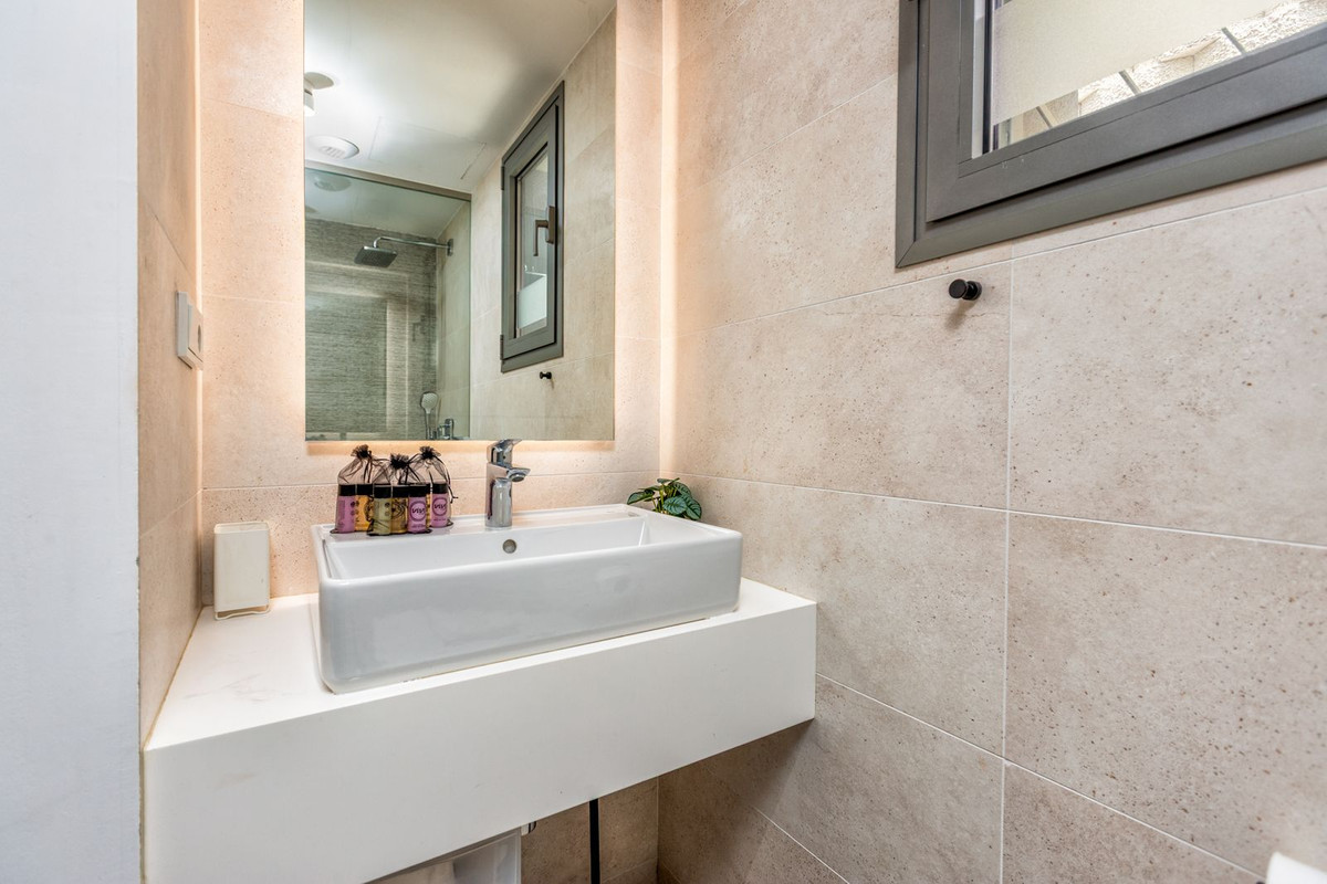 3 Bedroom Townhouse in Mijas - Photo 35