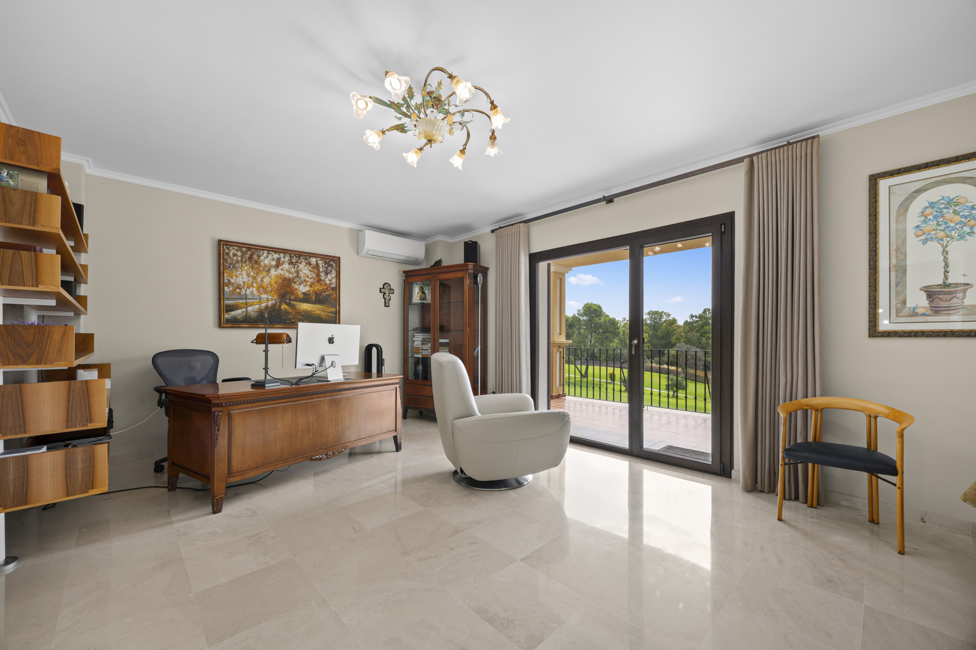 5 Bedroom Villa in San Pedro de Alcántara - Photo 17
