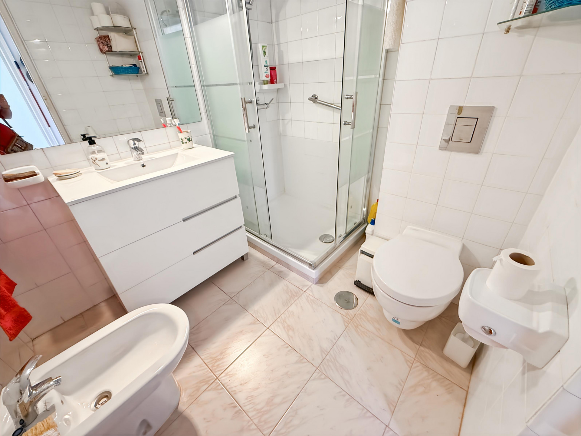 3 Bedroom Apartment in Estepona - Photo 14