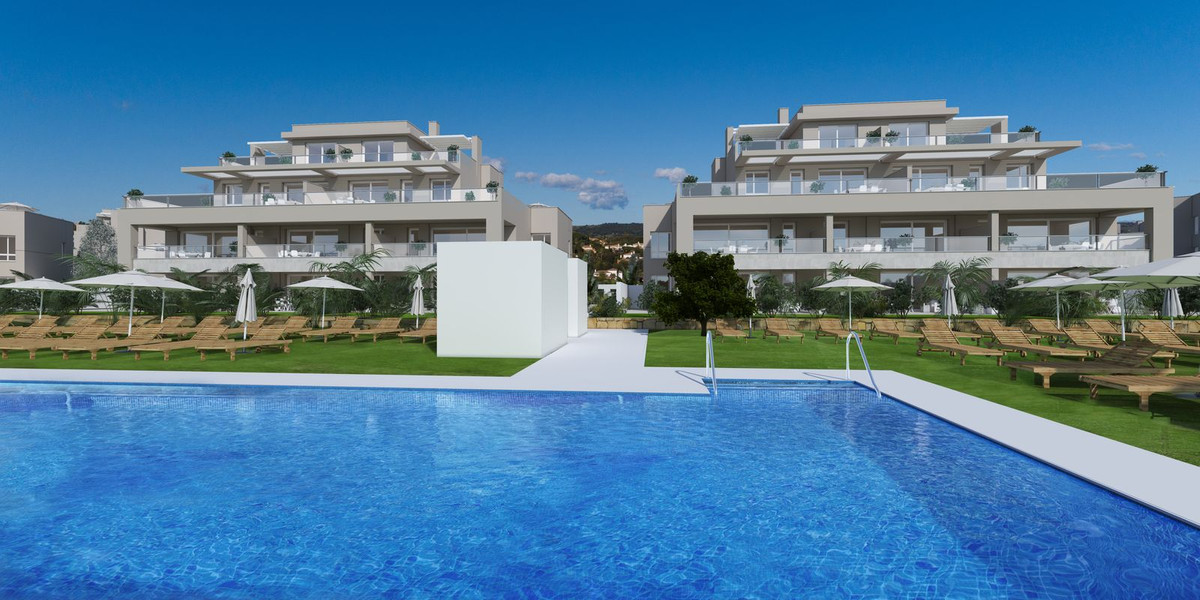 2 Bedroom Apartment in San Roque - Photo 4