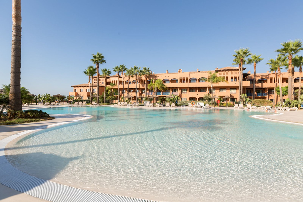 1 Bedroom Apartment in Estepona - Foto 13