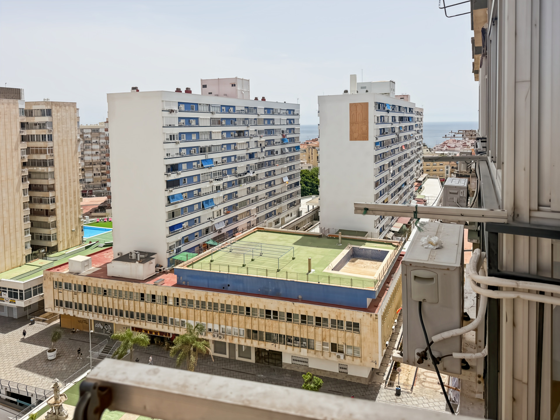 Apartment in Torremolinos - Photo 2