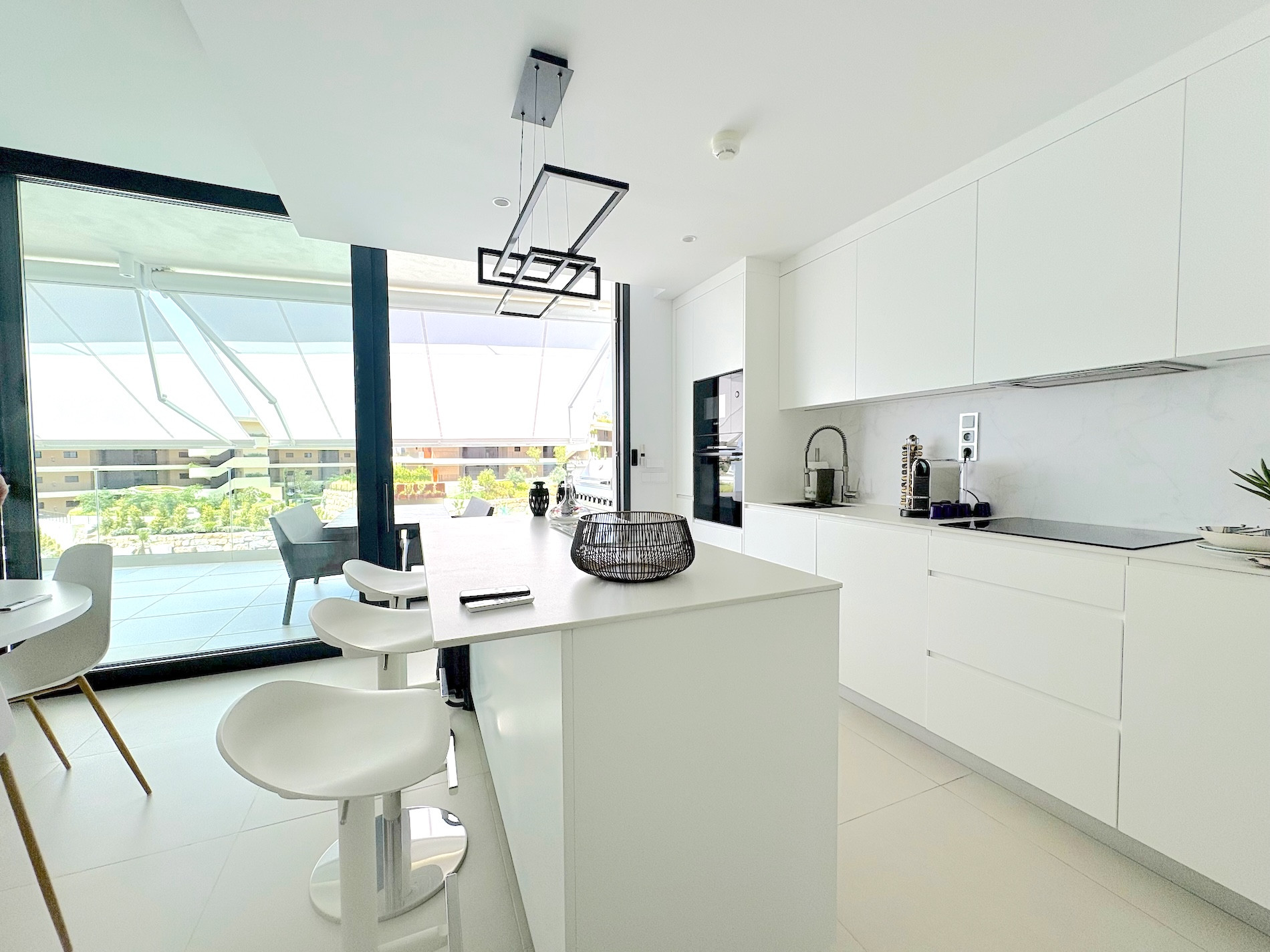 2 Bedroom Apartment in Benalmádena - Photo 42