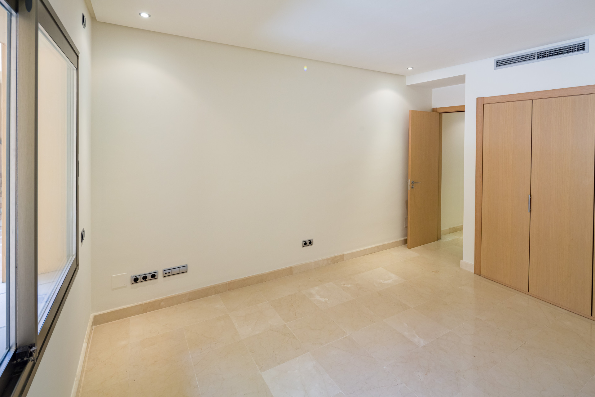 2 Bedroom Apartment in Marbella - Foto 29
