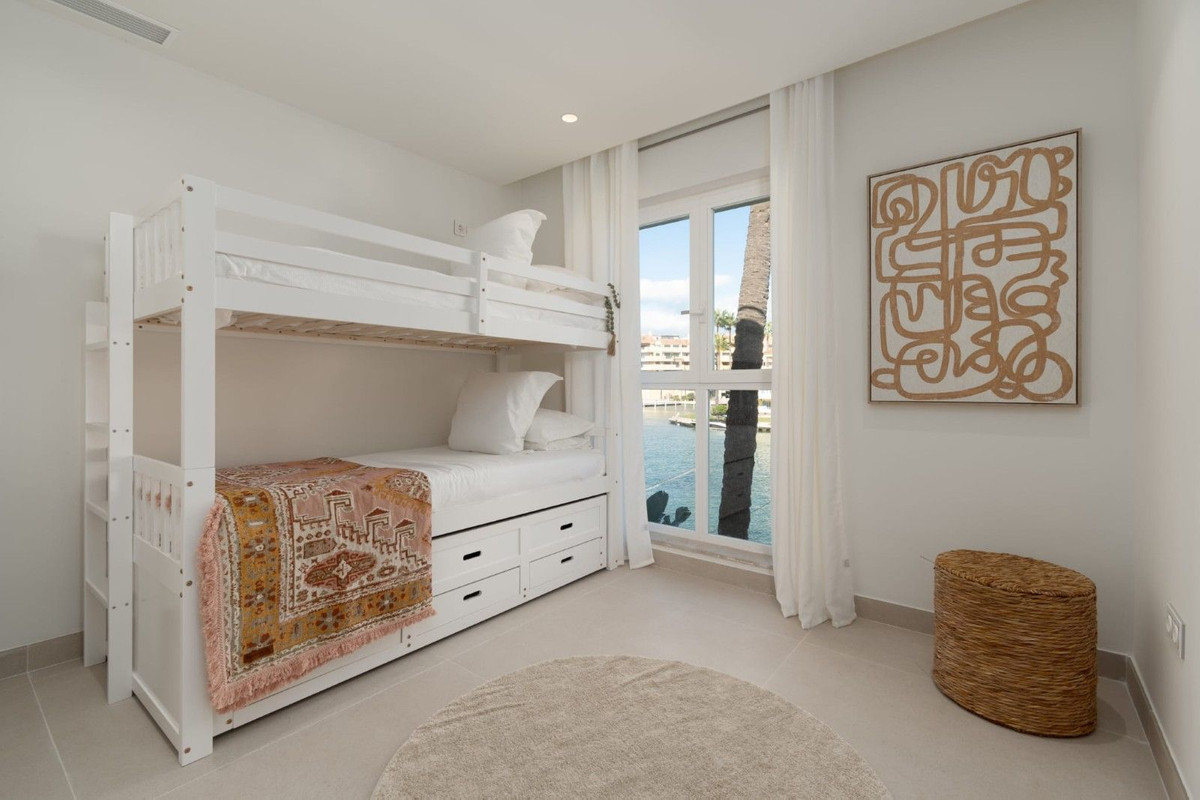 4 Bedroom Villa in Sotogrande - Photo 29