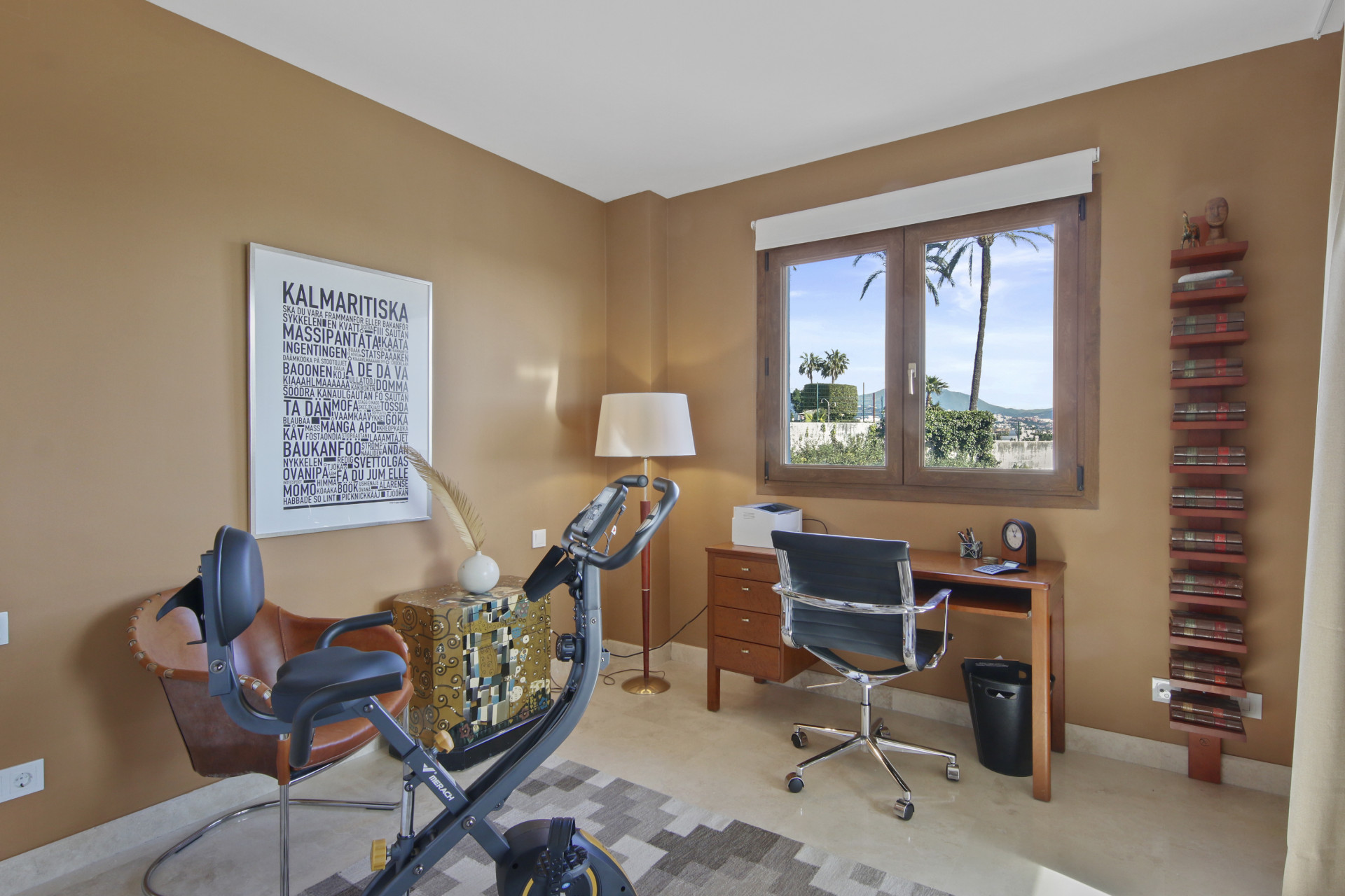 3 Bedroom Apartment in Estepona - Photo 8