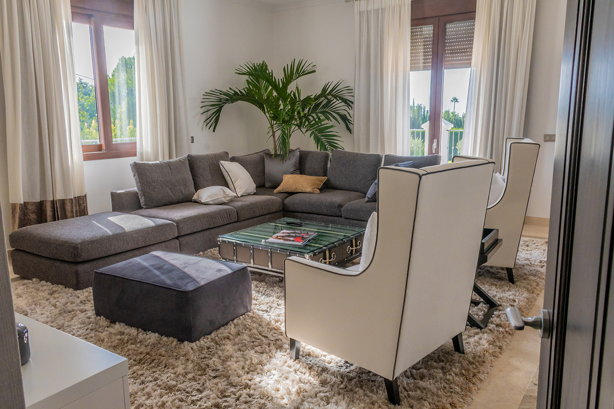 5 Bedroom Villa in San Pedro de Alcántara - Photo 43