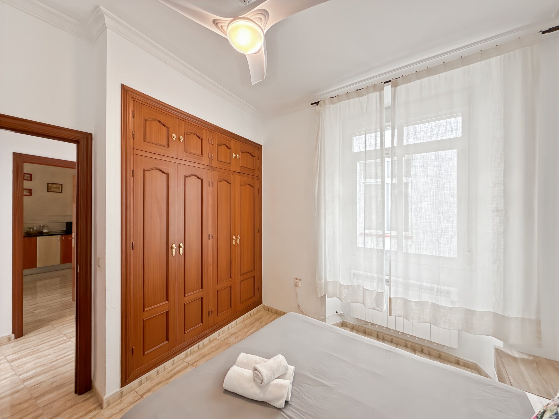 4 Bedroom Apartment in Málaga - Photo 7