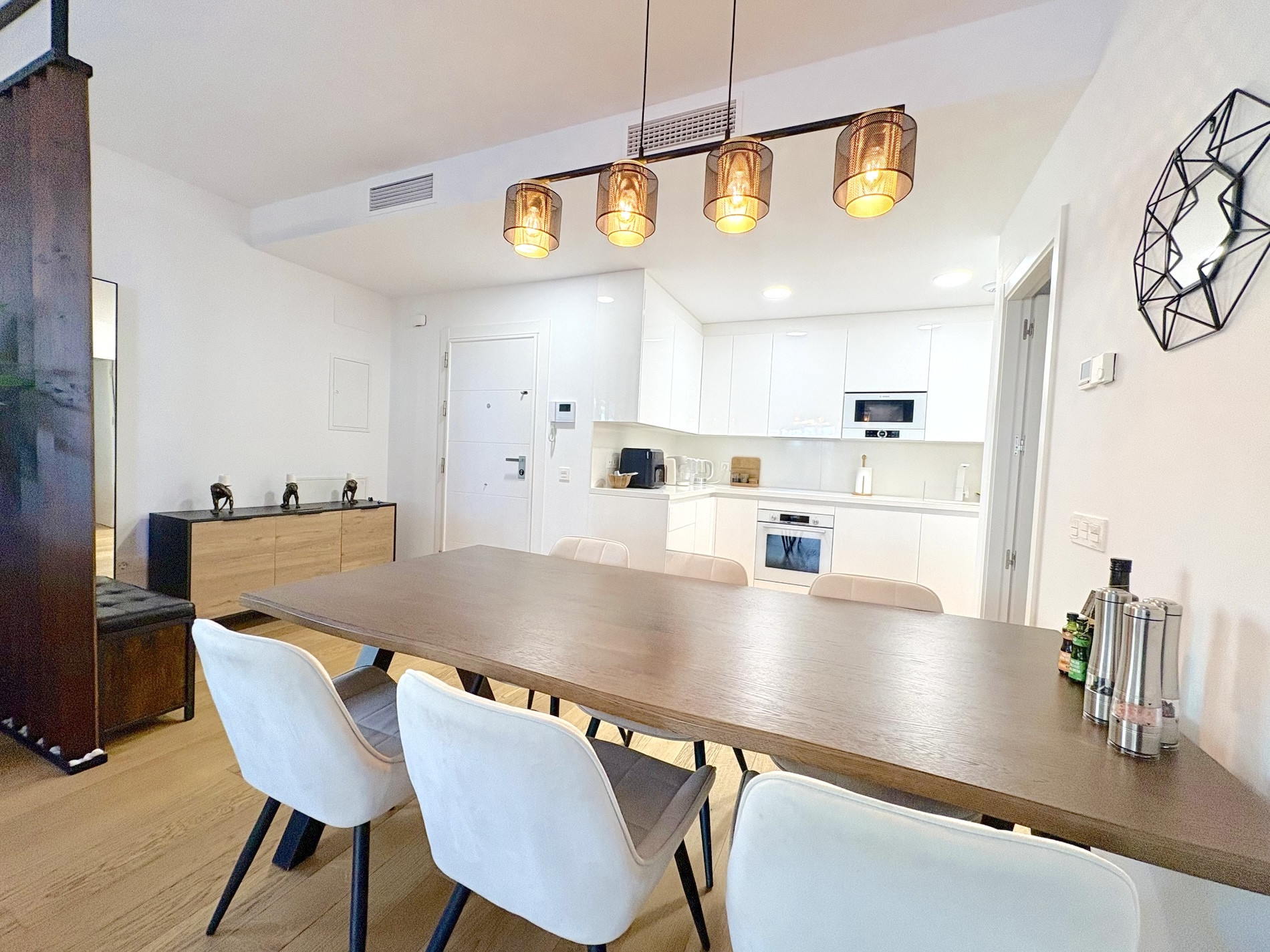 2 Bedroom Apartment in Mijas - Photo 16