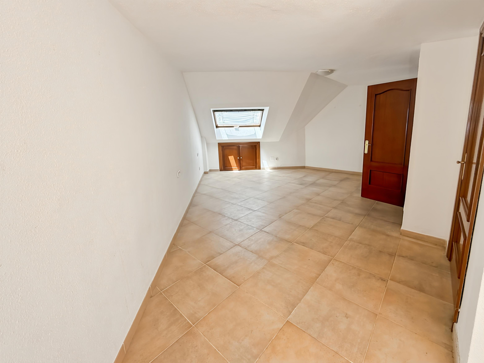 1 Bedroom Penthouse in Benalmádena - Photo 16