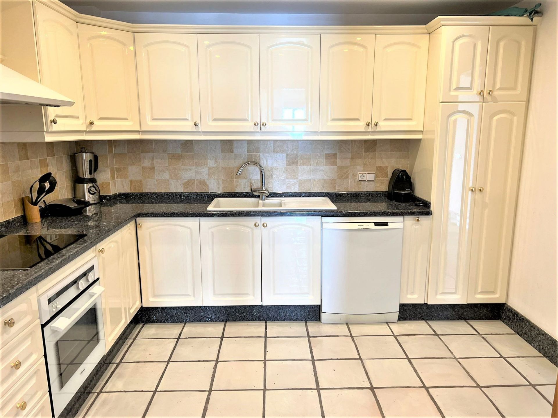 3 Bedroom Apartment in Marbella - Foto 5