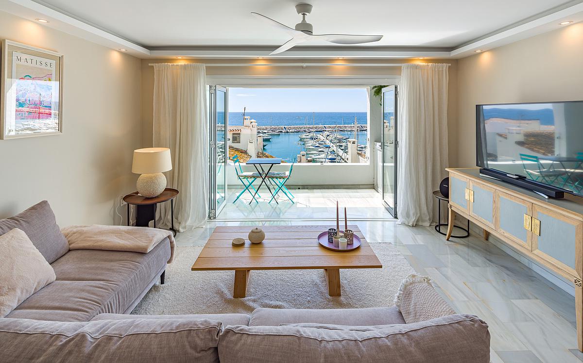 2 Bedroom Apartment in Marbella