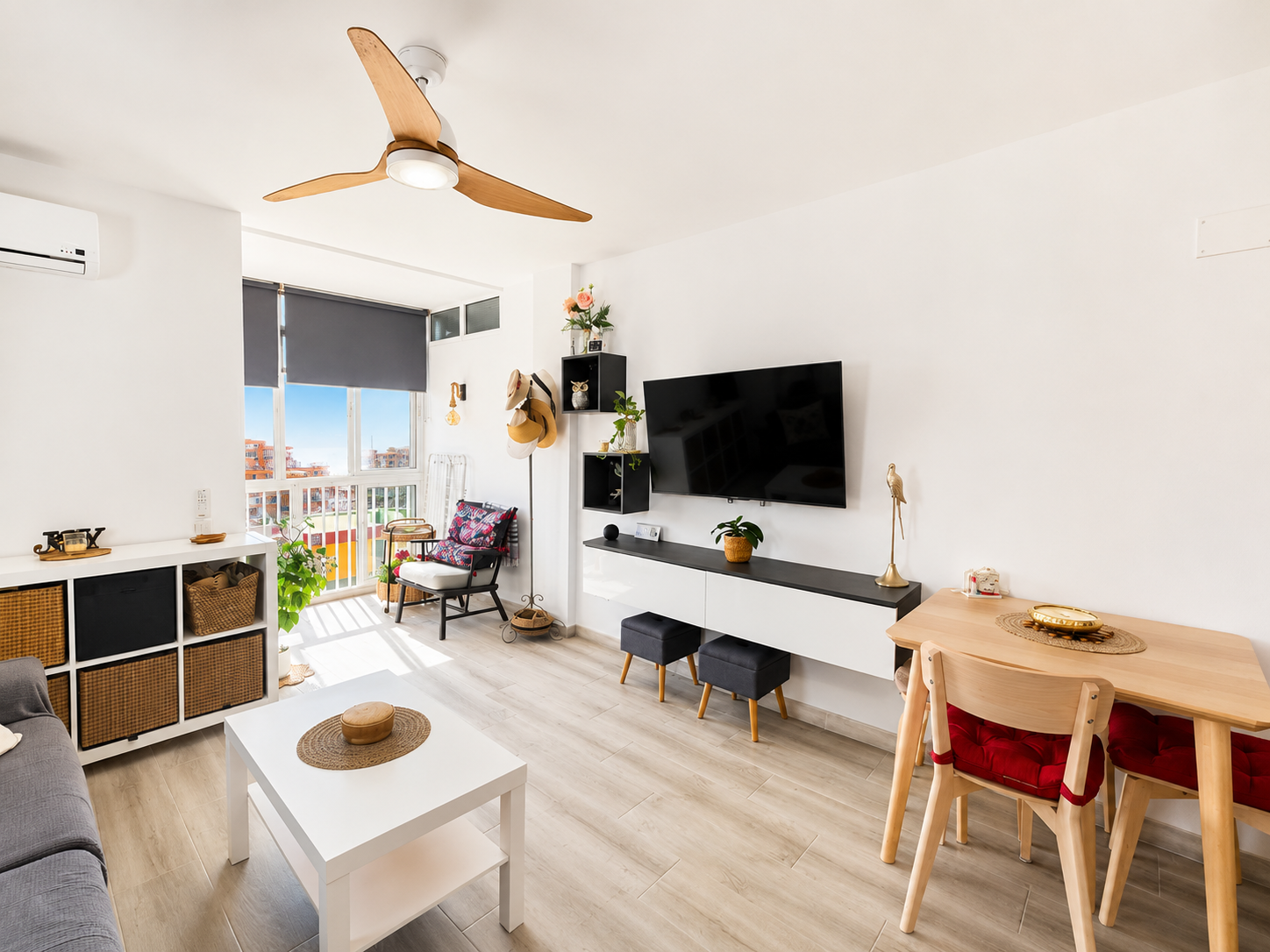 1 Bedroom Apartment in Benalmádena - Photo 3