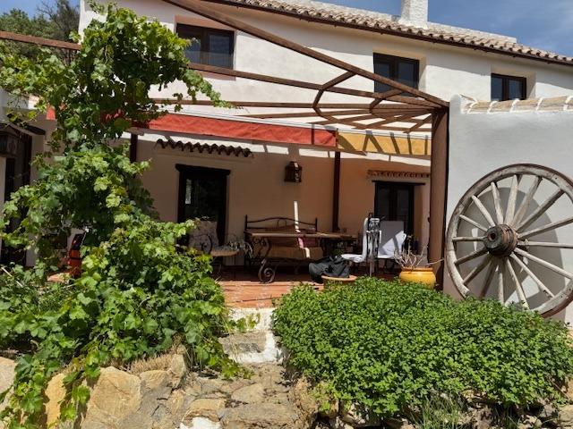 4 Bedroom Villa in Casares - Photo 5