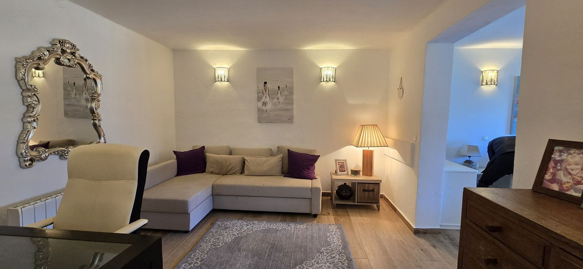 4 Bedroom Country house in Casares - Foto 8