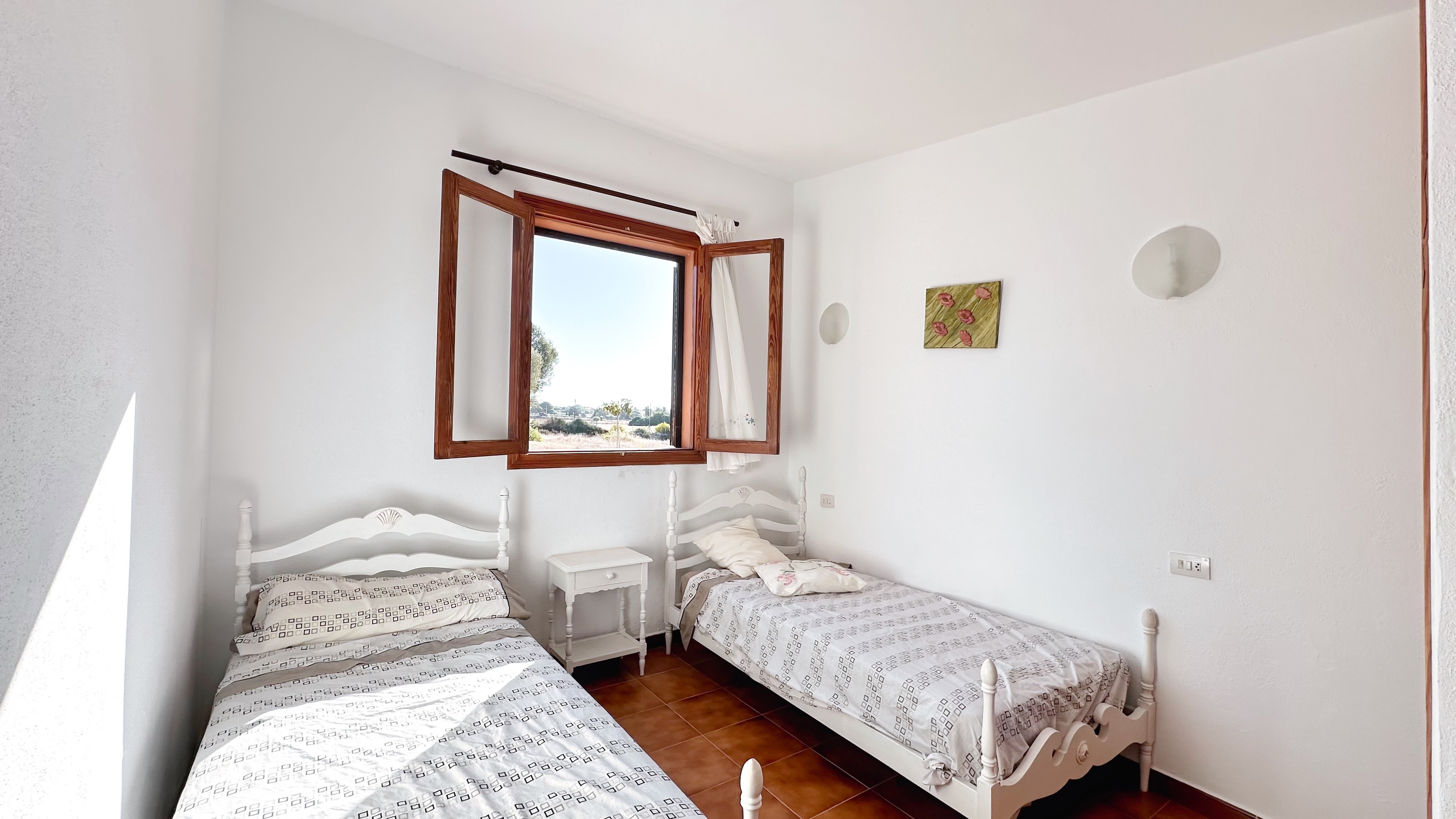 Chalet de 3 dormitorios con piscina en Baleares – Foto 13