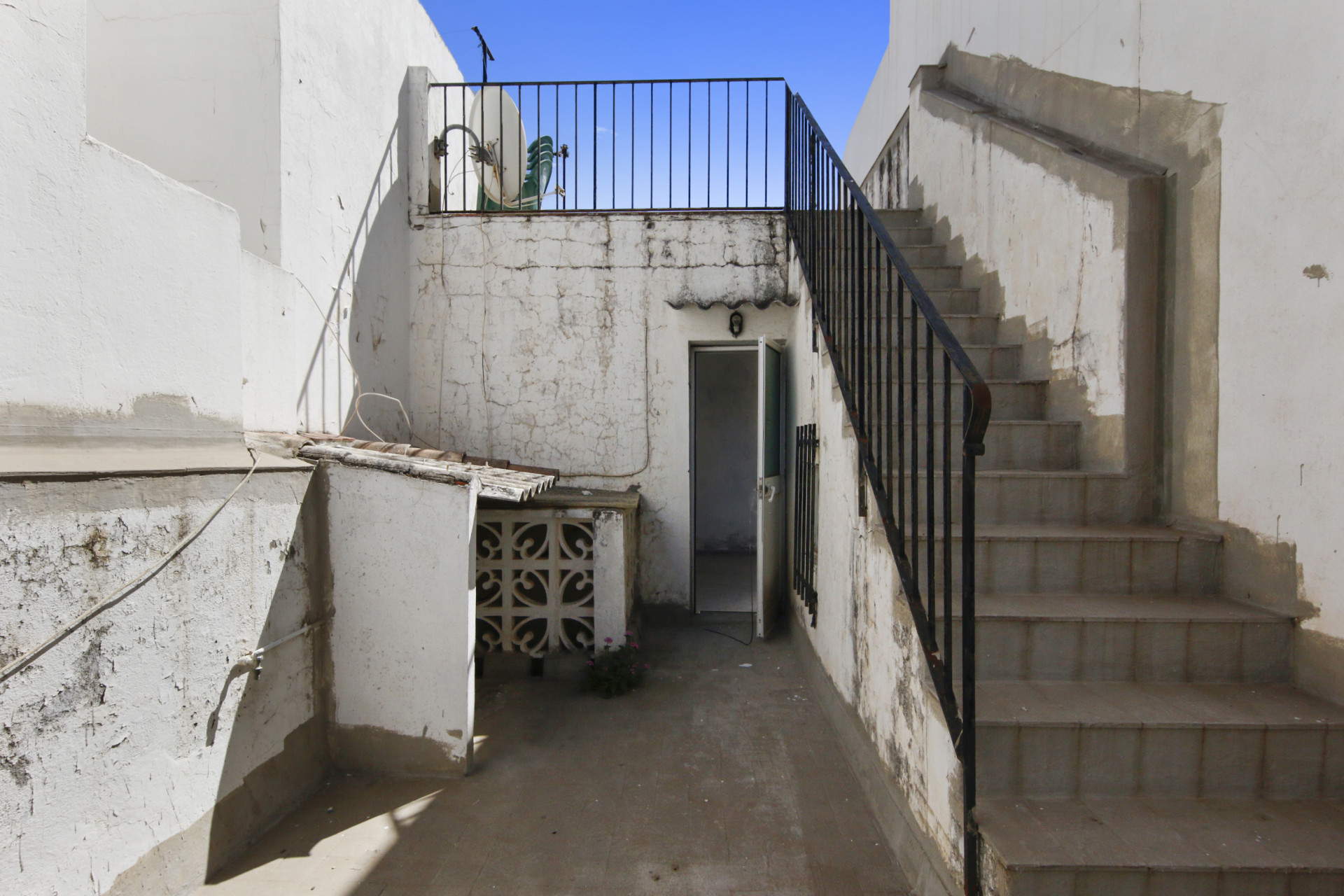2 Bedroom Townhouse in Estepona - Photo 18