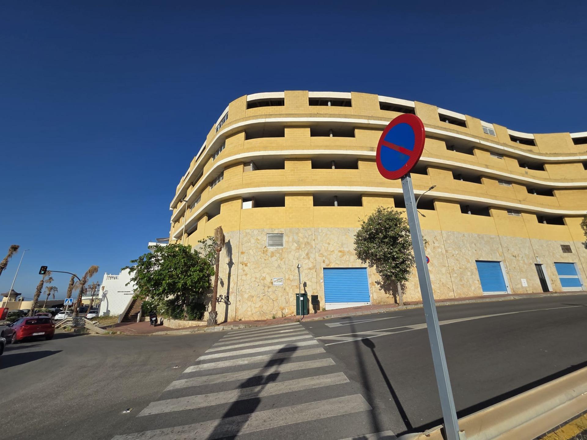 Garage a Malaga, Spagna – Foto 1