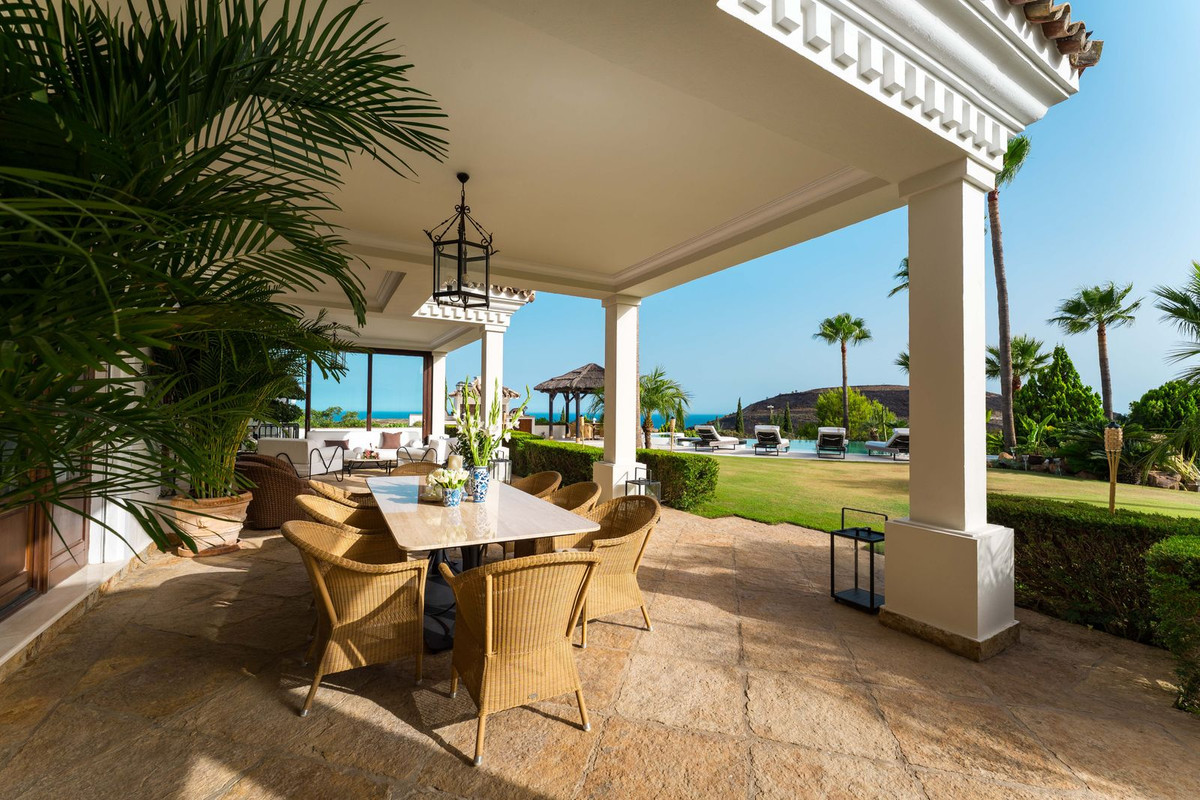 5 Bedroom Villa in Benahavís - Foto 52