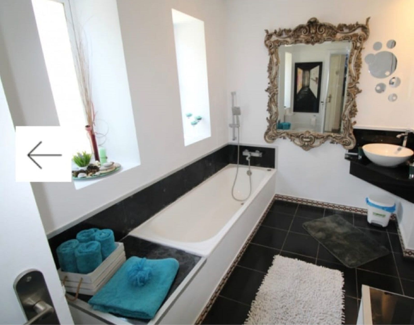 5 Bedroom Villa in Estepona - Photo 6