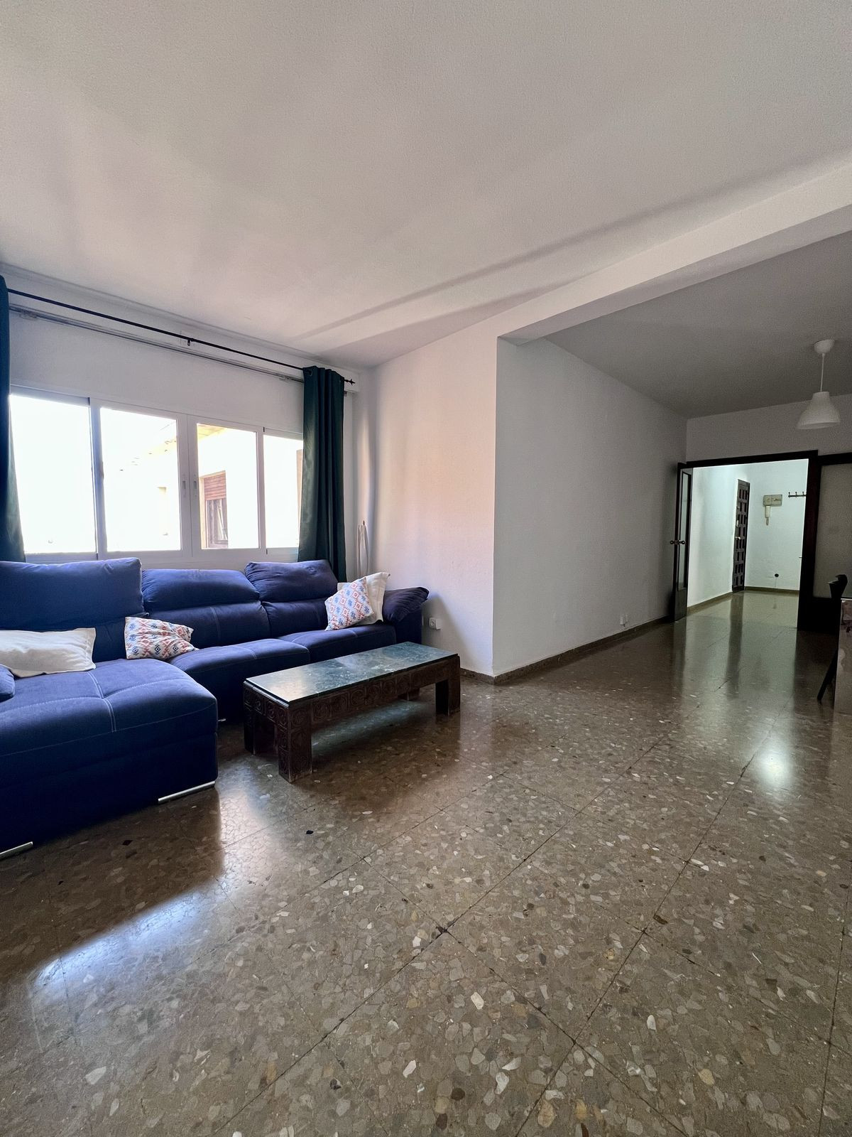 3 Bedroom Apartment in Marbella - Photo 5