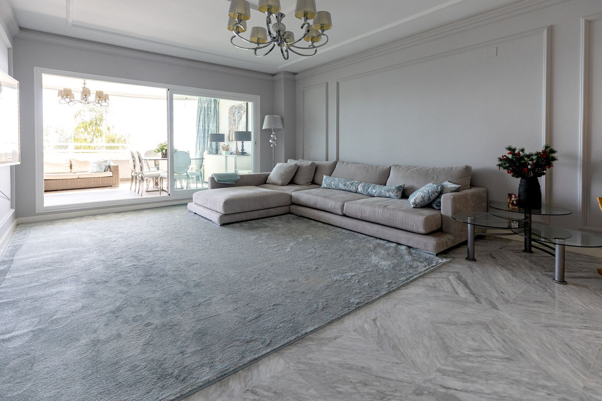 3 Bedroom Apartment in Benalmádena - Photo 6