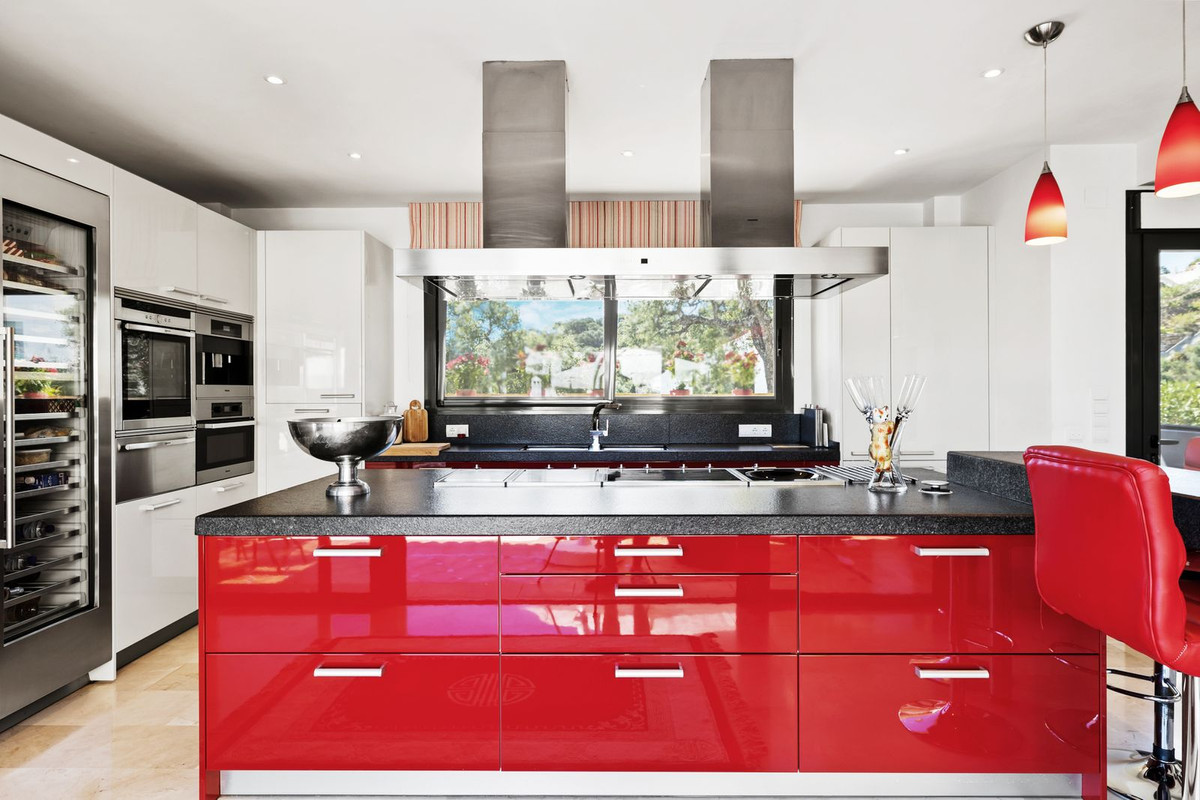 6 Bedroom Villa in Marbella - Photo 20