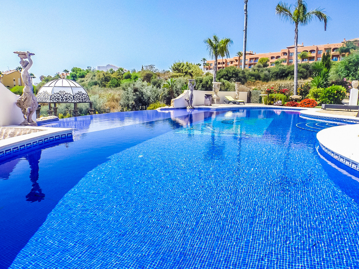7 Bedroom Villa in Benahavís - Foto 39