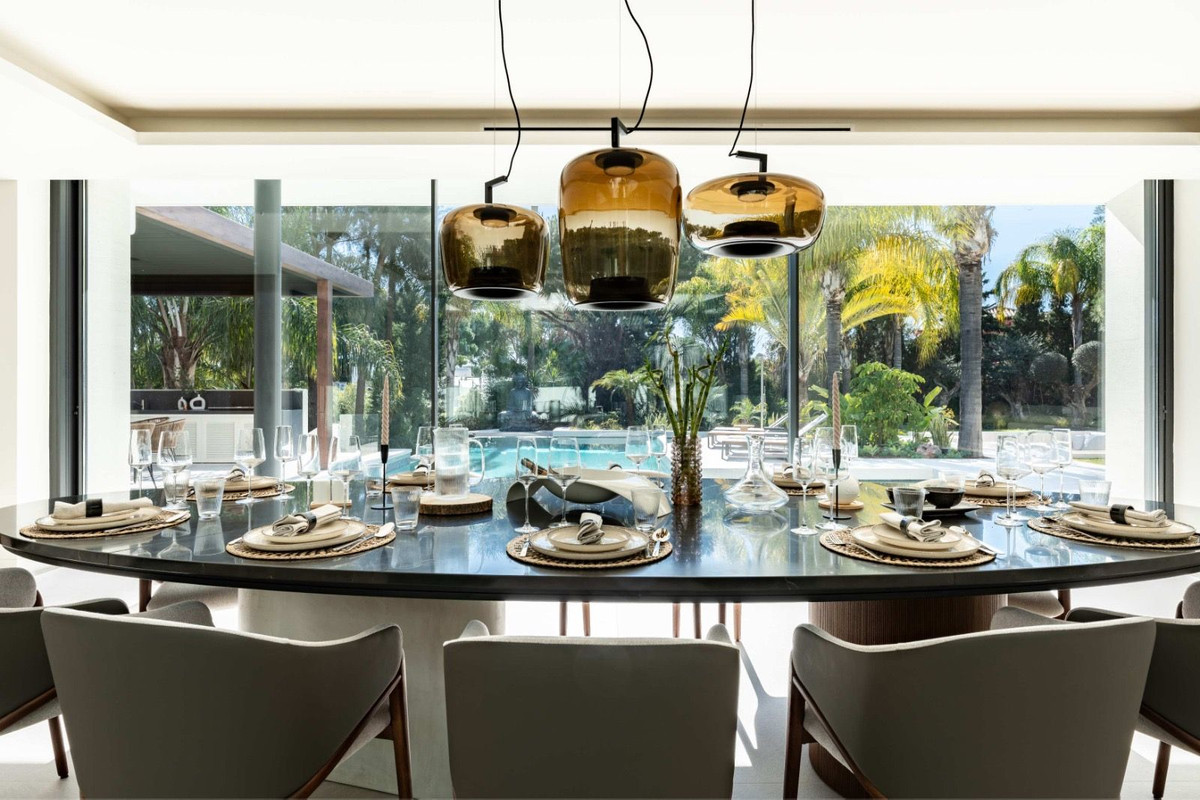 5 Bedroom Villa in Marbella - Photo 13