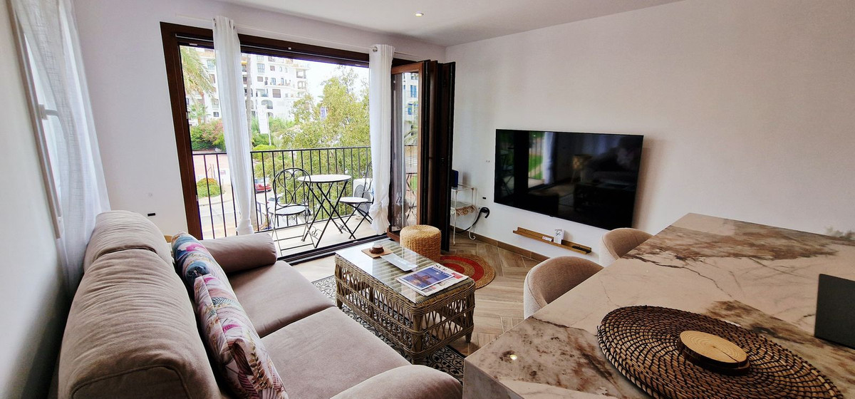 1 Bedroom Apartment in La Duquesa - Foto 7