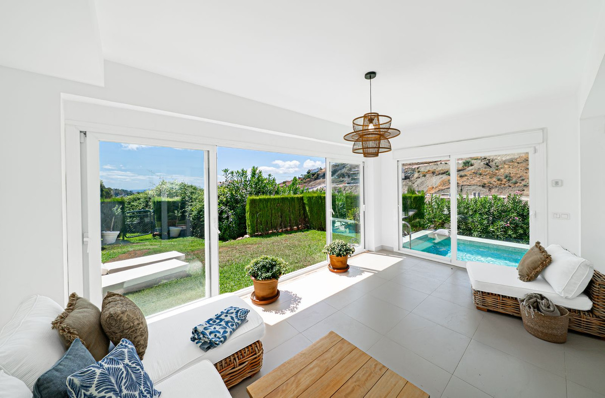 4 Bedroom Townhouse in Benahavís - Photo 15