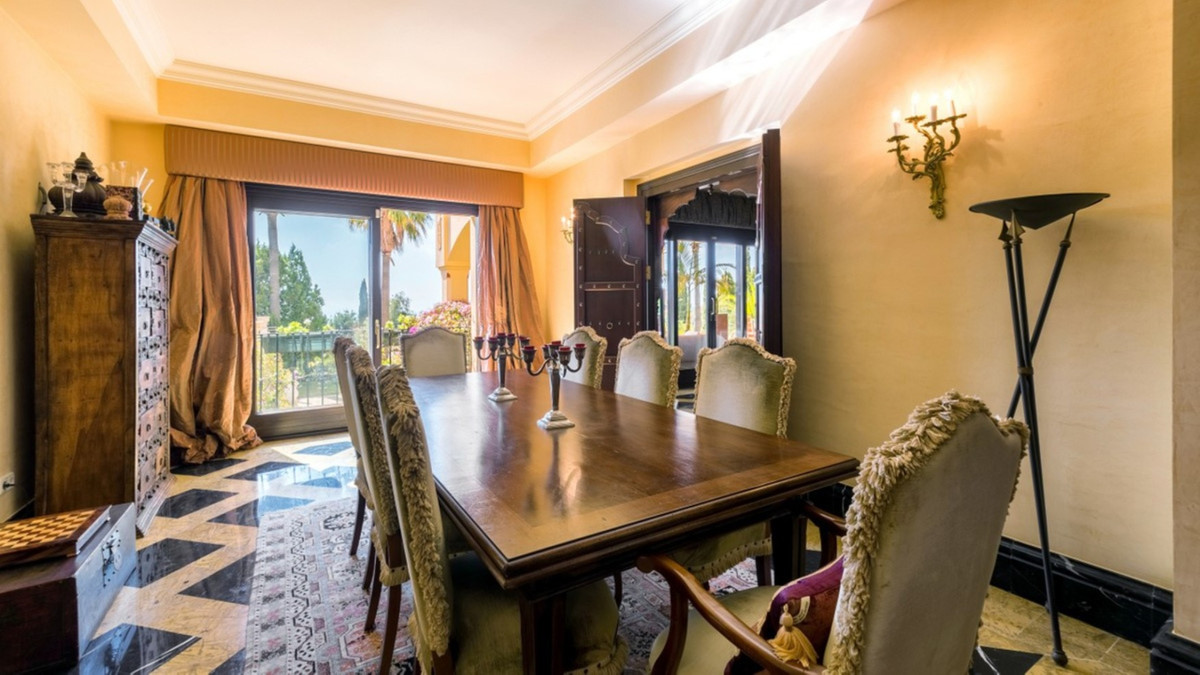 6 Bedroom Villa in Marbella - Foto 18