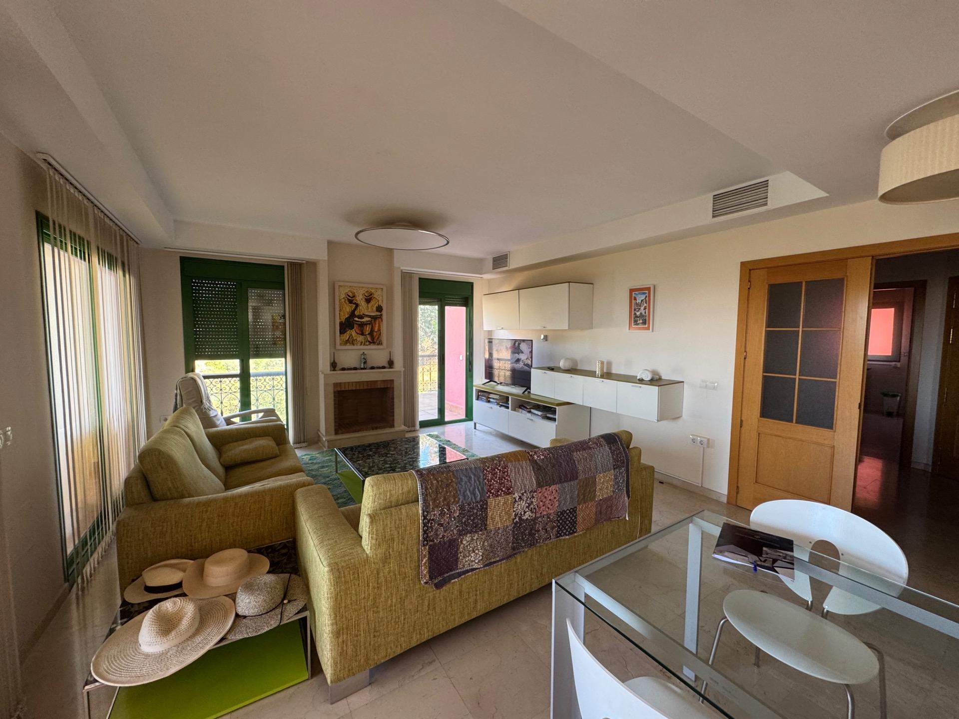 4 Bedroom Townhouse in Fuengirola - Photo 22
