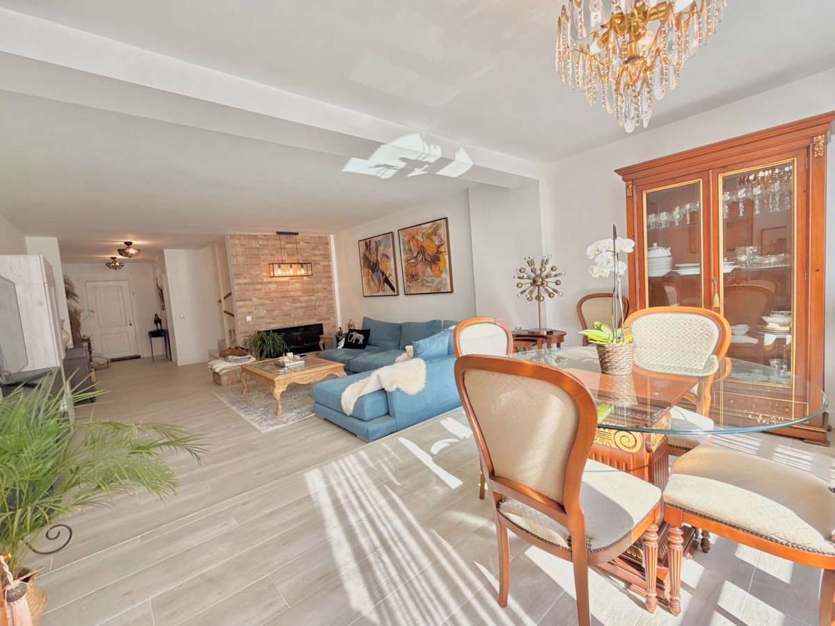 3 Bedroom Townhouse in Mijas - Photo 10