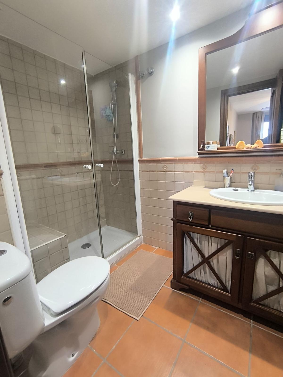 3 Bedroom Apartment in Fuengirola - Photo 33